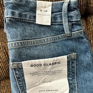 Good American Classic Blue Jeans